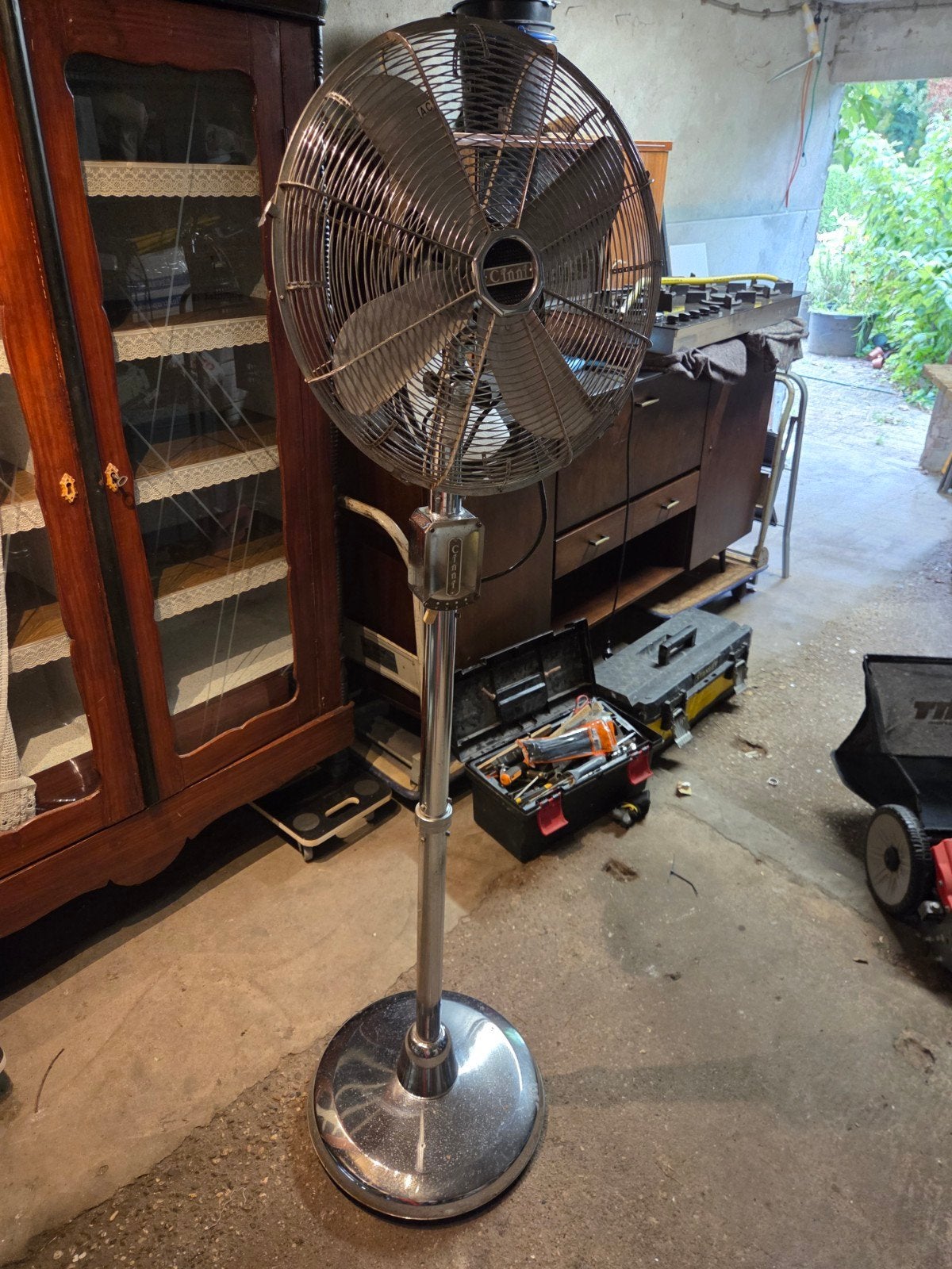 Vintage Cinni Statiefventilator - Krachtig en Stijlvol, Witgoed en Apparatuur, Ventilatoren, Ophalen, Gebruikt, Statiefventilator