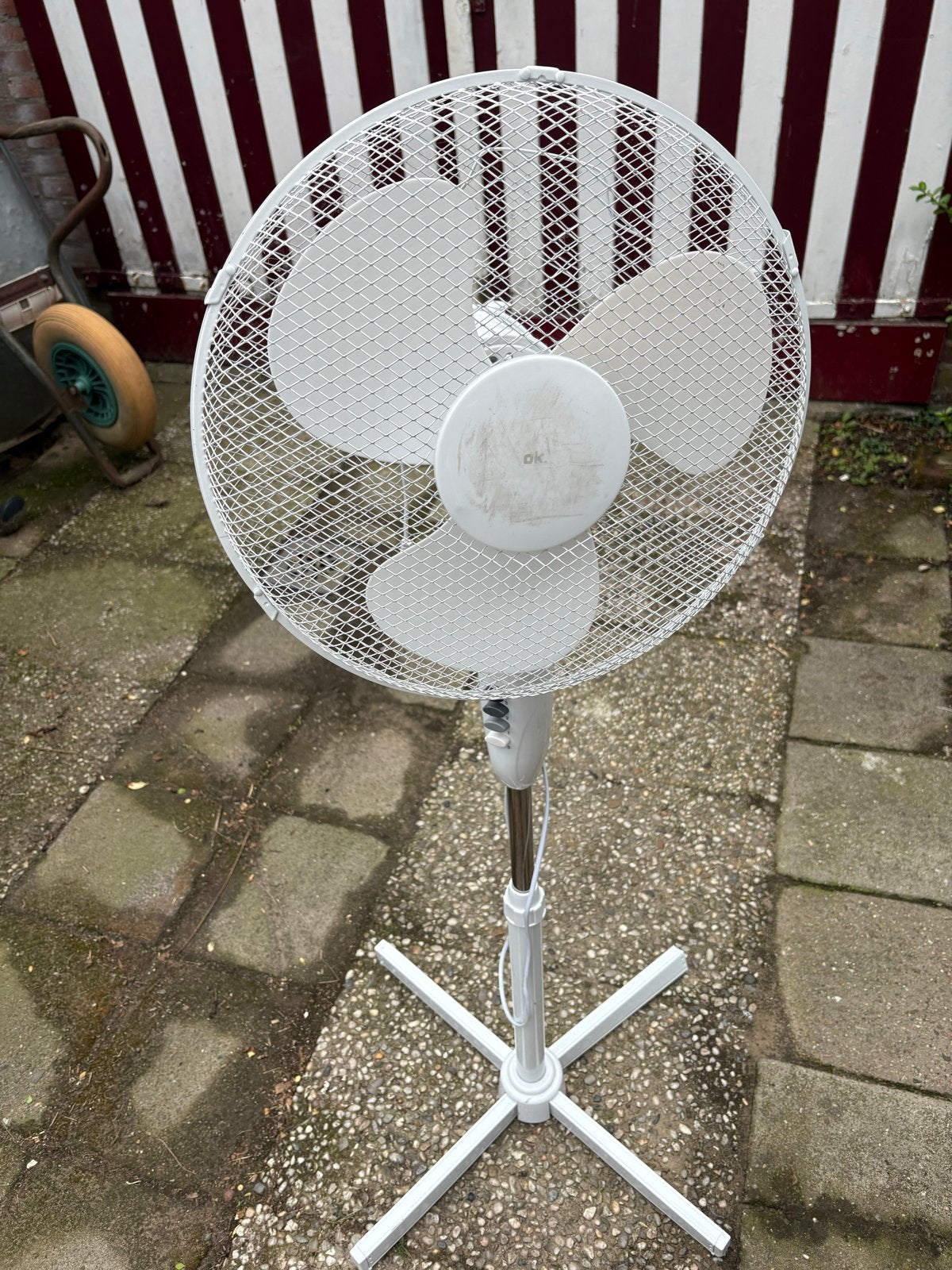 Statiefventilator - Wit - 3 snelheden, Witgoed en Apparatuur, Ventilatoren, Ophalen, Gebruikt, Statiefventilator