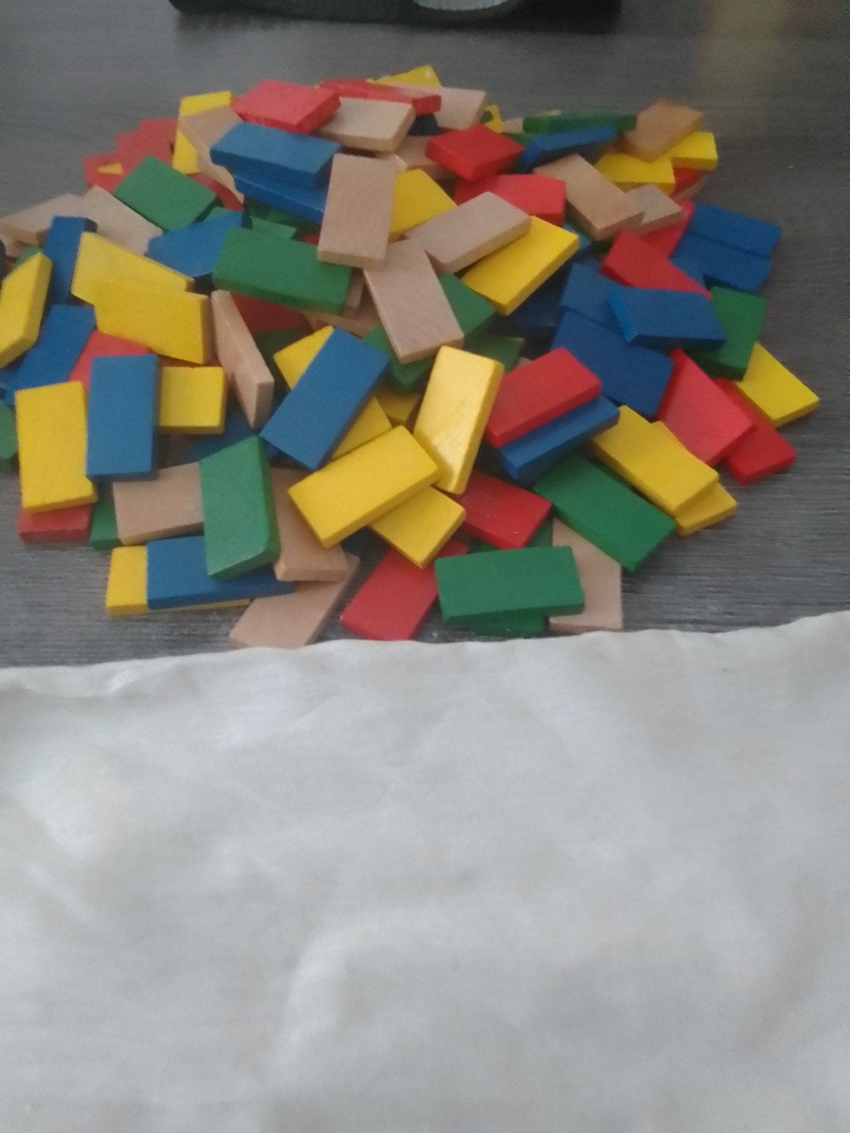 Kleurrijke houten dominostenen, Ophalen, Gebruikt, Bouwen