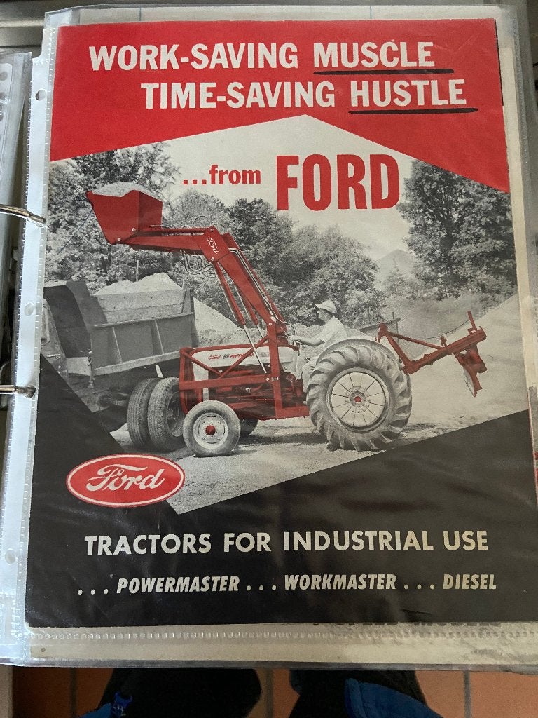 Tractorfolders, Ophalen of Verzenden, Gelezen, Folder