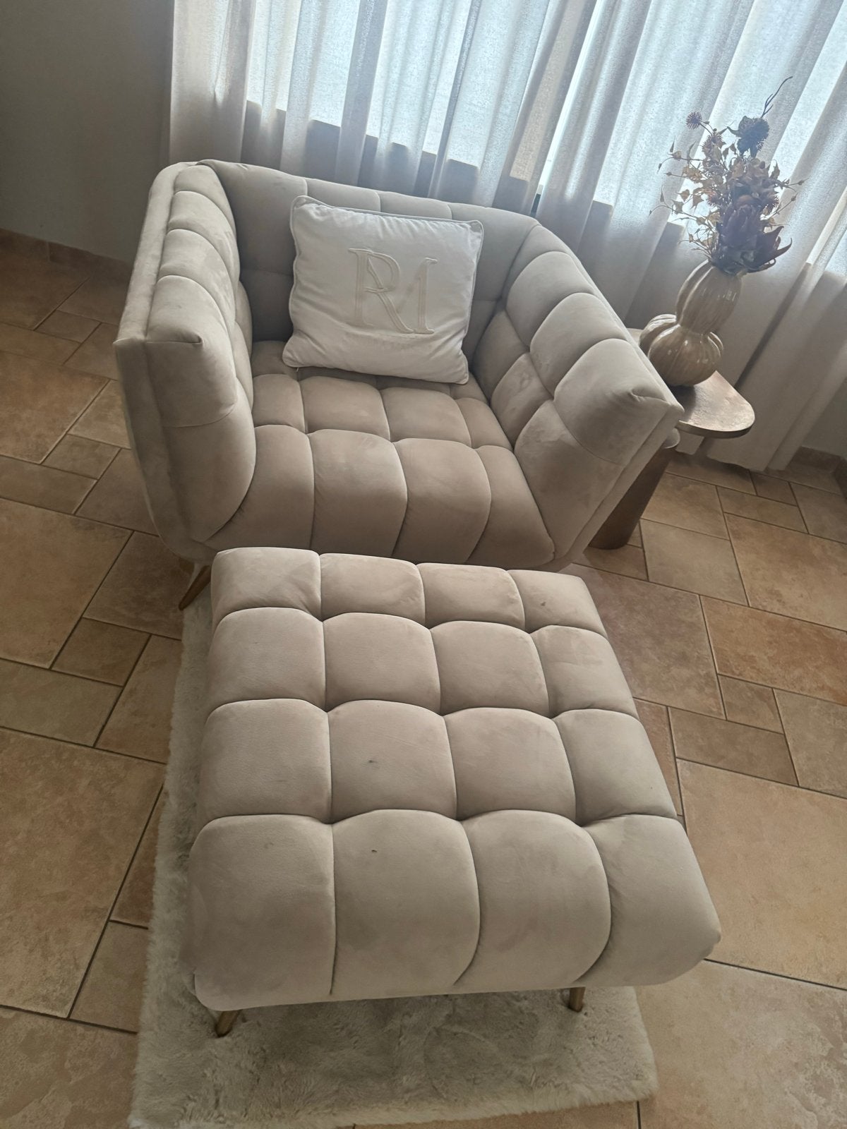 Richmond Fauteuil Huxley Velvet Khaki met Hocker, Ophalen, Zo goed als nieuw, Stof, 75 tot 100 cm