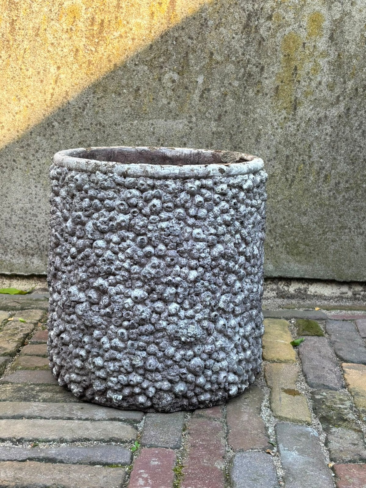 Mooie shell bloempot PTMD sober/landelijk/aura peeperkorn, Rond, Zo goed als nieuw, Aardewerk, 40 tot 70 cm