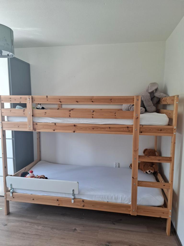 Stapelbed Ikea Mydal, Huis en Inrichting, Ophalen, 90 cm, Tweepersoons, Zo goed als nieuw