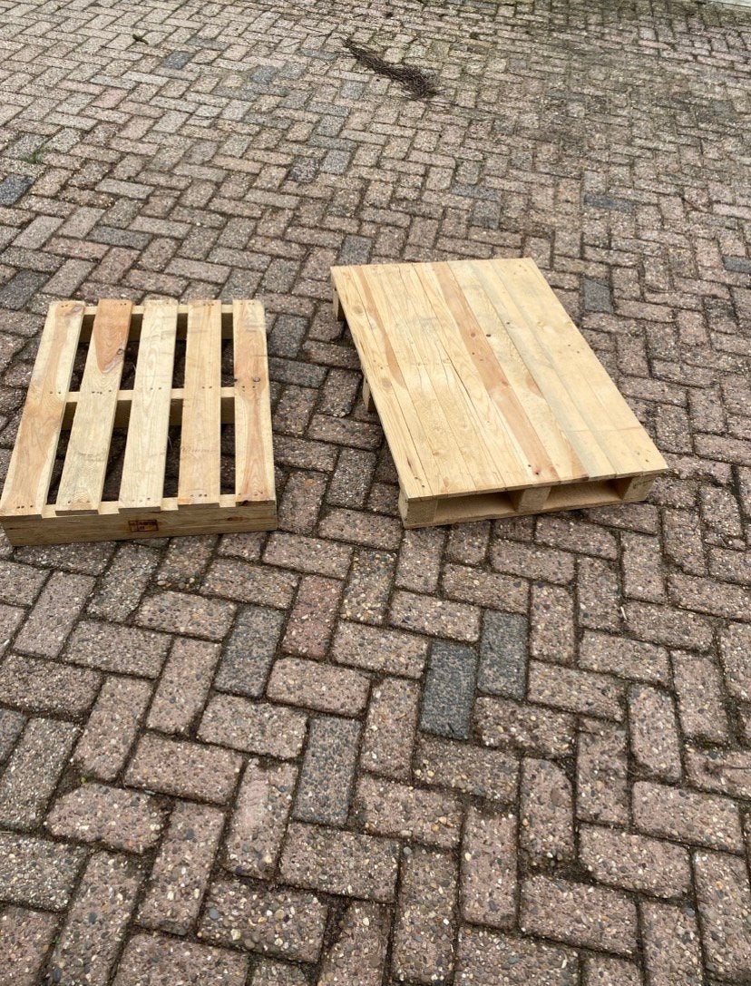 Pallets enz, Ophalen, Zo goed als nieuw