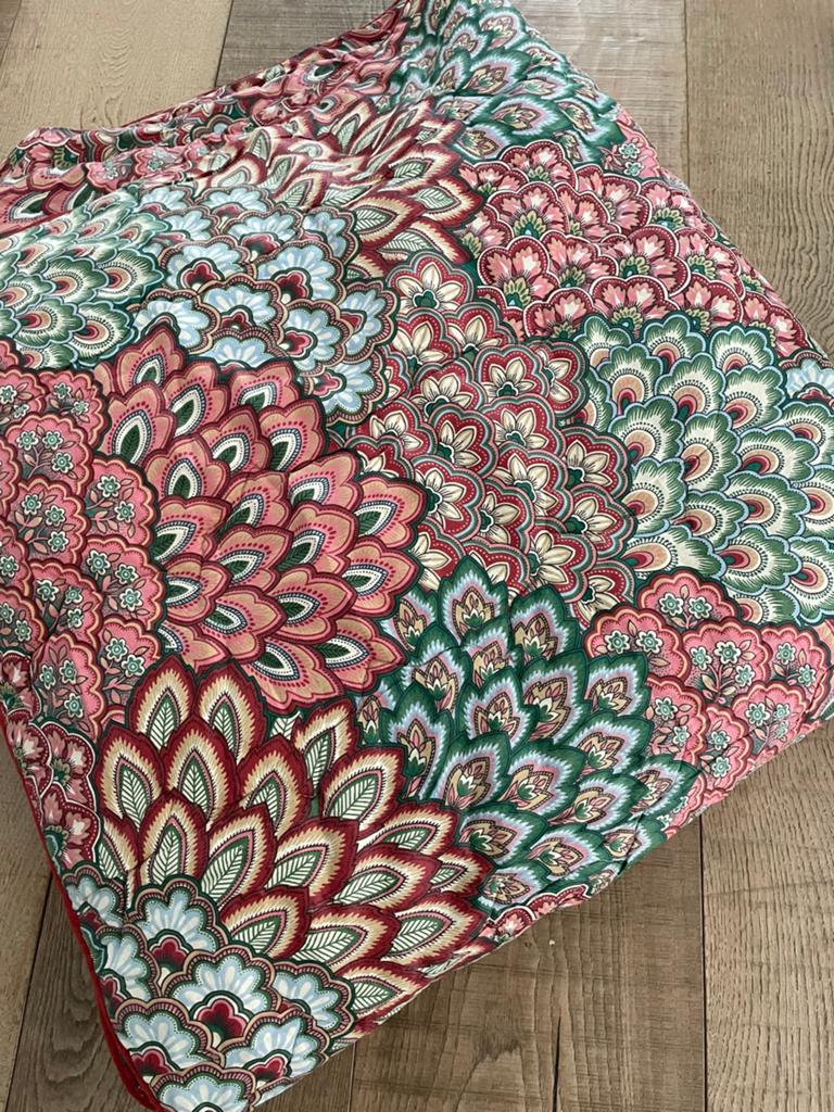 Mooi kleed sprei, Ophalen of Verzenden, Zo goed als nieuw, Tweepersoons, Overige typen