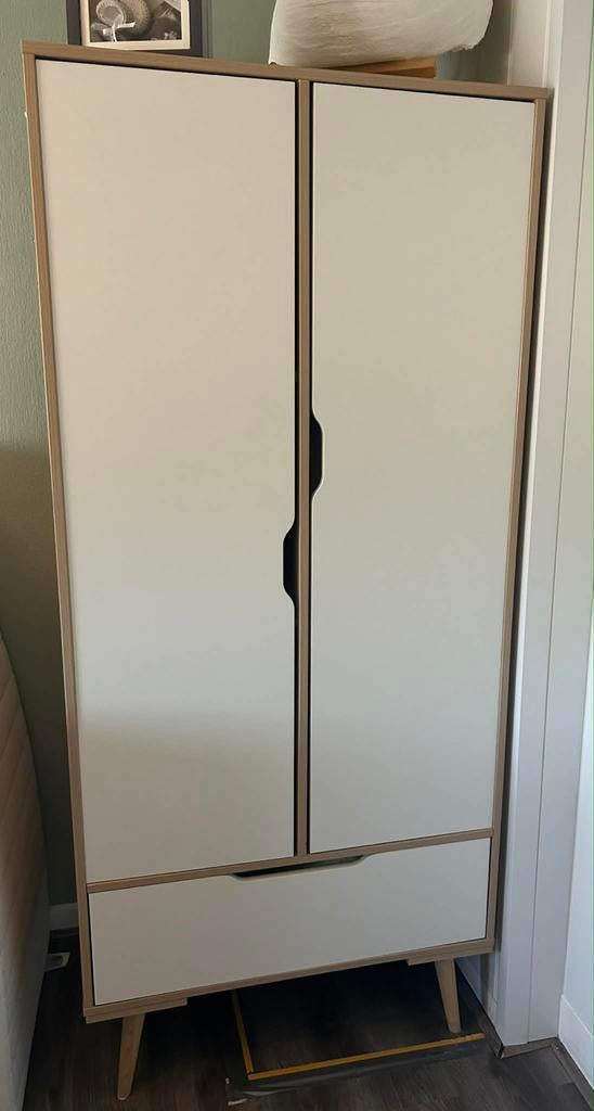 Kast en Commode met lade, Kinderen en Baby's, Kinderkamer | Commodes en Kasten, Zo goed als nieuw, Commode, 105 cm of meer, 100 cm of meer