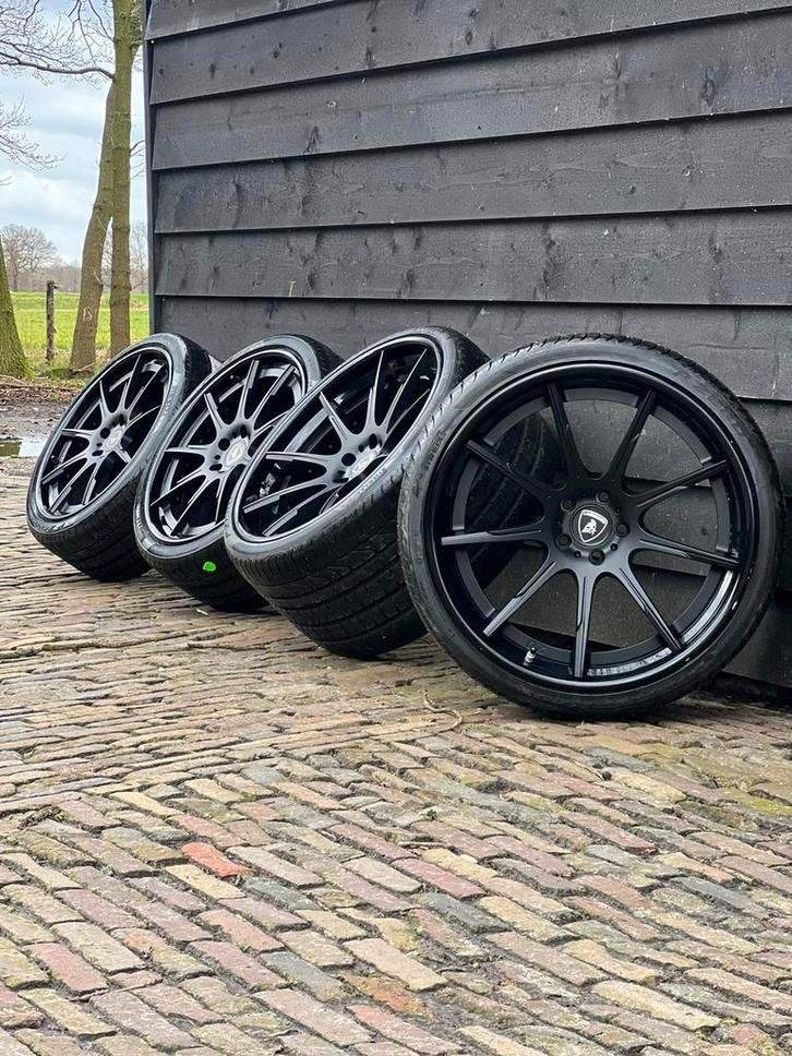 Lamborghini Huracan velgen 5x112 20 en 21 inch Pirelli TPMS, Auto-onderdelen, Banden en Velgen, Gebruikt, Niet ingevuld, 21 inch