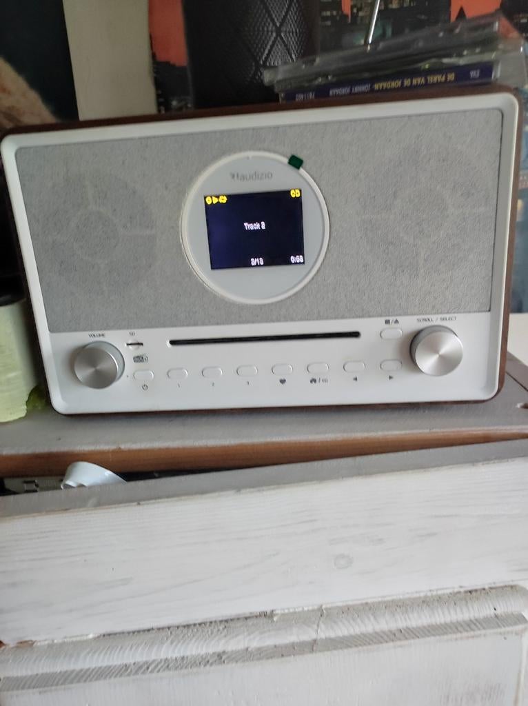 Internet radio, Ophalen, Zo goed als nieuw