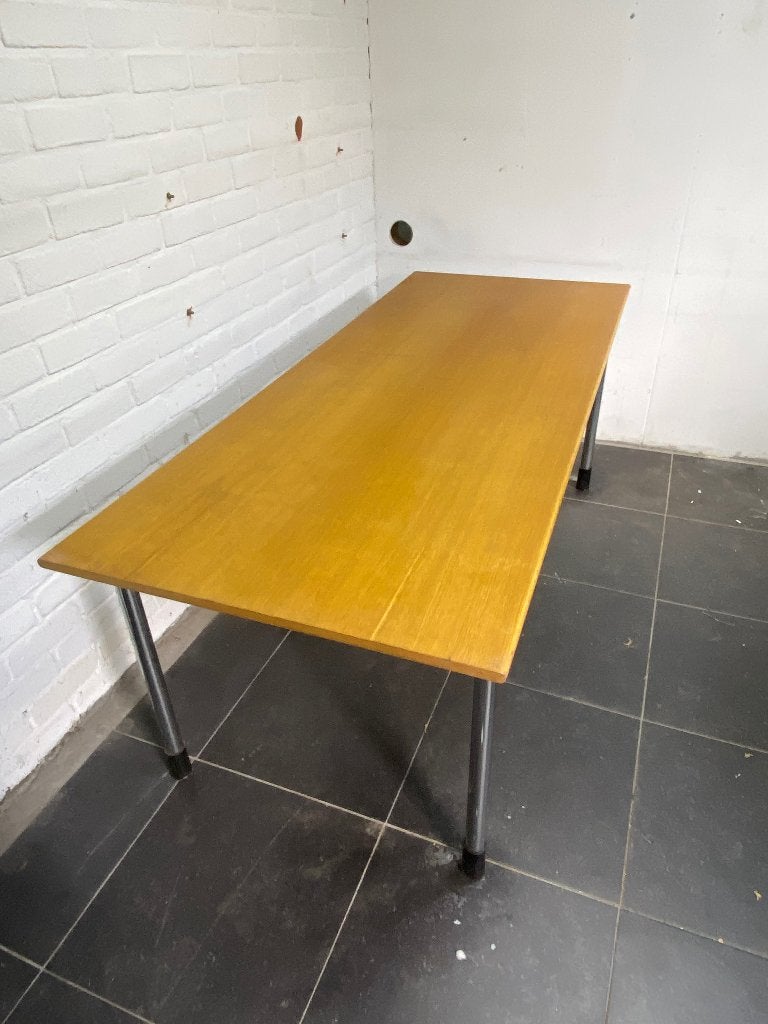 GRATIS In hoogte verstelbare tafel met stalen onderframe, Ophalen, Gebruikt, Metaal of Aluminium, Modern, Functioneel