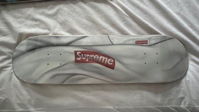 supreme deck (skatboard), Sport en Fitness, Skateboarden, Ophalen of Verzenden, Nieuw, Skateboard