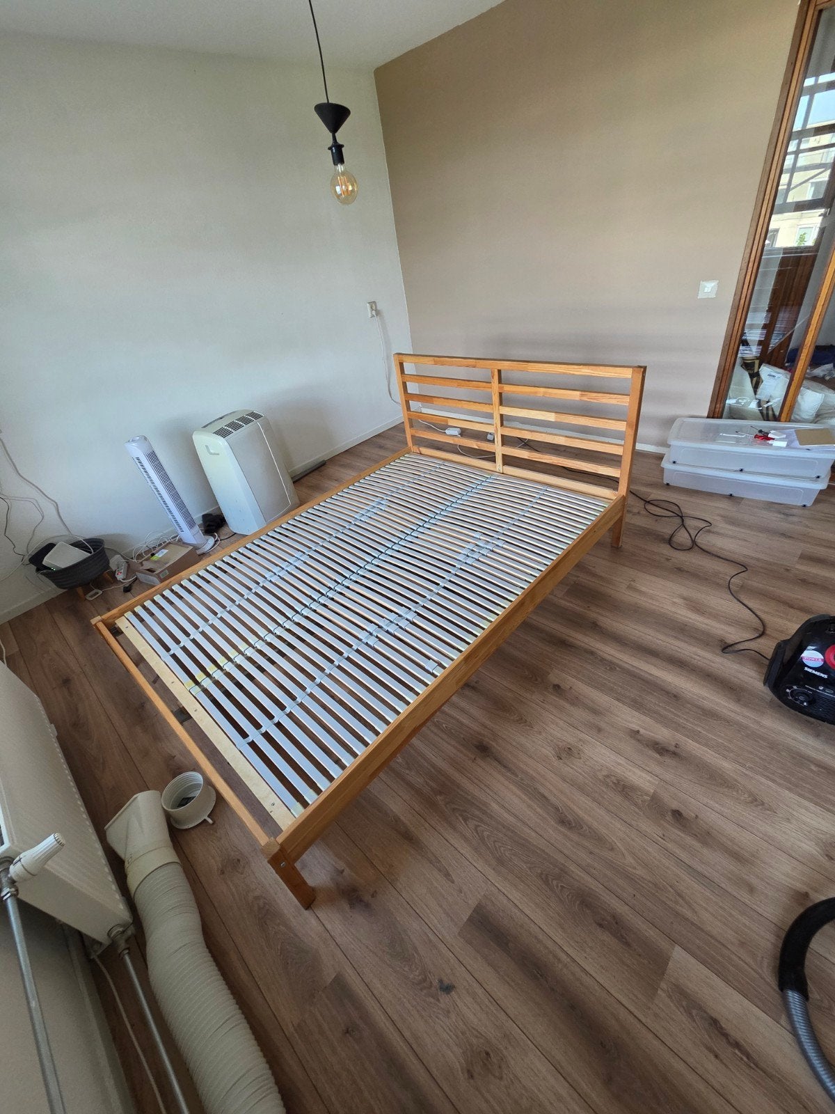 Bed 140x200 cm met lattenbodem, Huis en Inrichting, Slaapkamer | Bedden, Ophalen, Gebruikt, Tweepersoons, 140 cm