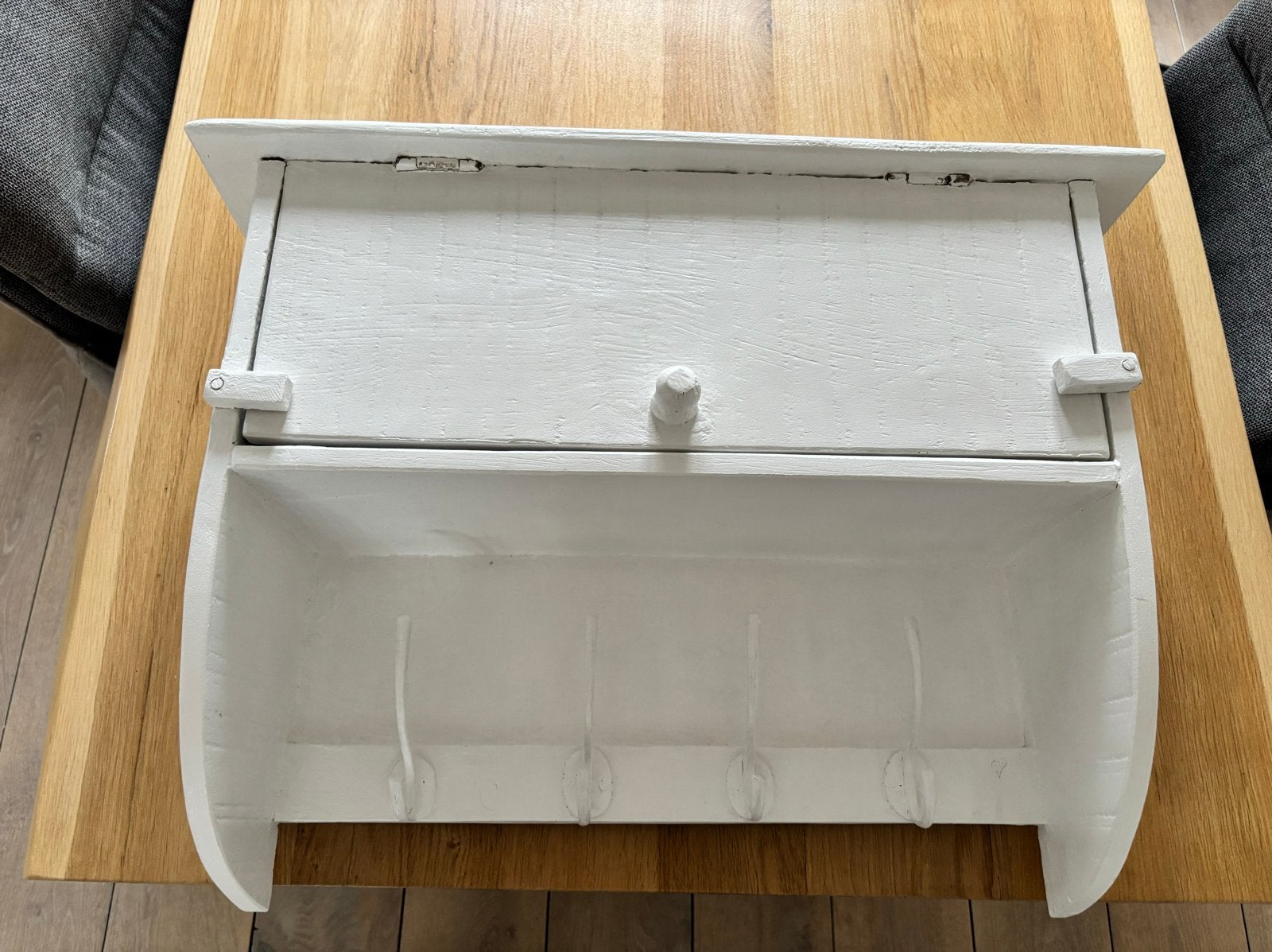 Wandkastje wit met 4 haken - 60x45x20 cm, Ophalen of Verzenden, Gebruikt