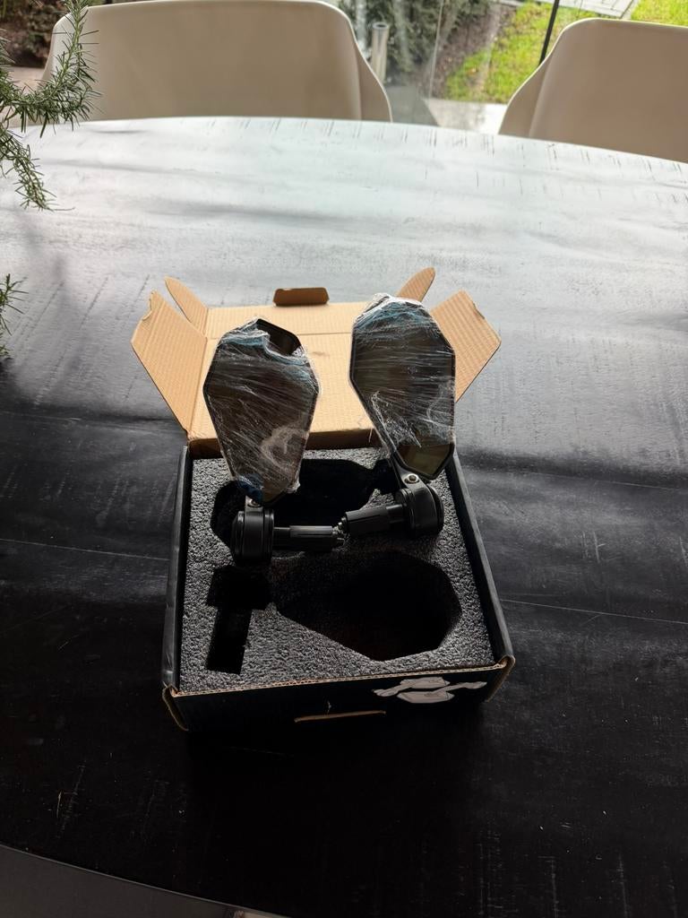 Nieuwe bar end spiegels ( vespa zip motor ), Ophalen of Verzenden, Zo goed als nieuw, Elektrisch