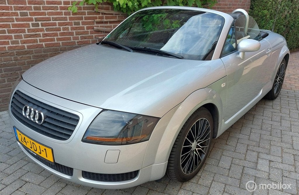 Audi TT Roadster 1.8 5V Turbo ZEER MOOI EN GOED BOEKJES!, Auto's, Audi, Voorwielaandrijving, TT, Gebruikt, 1370 kg
