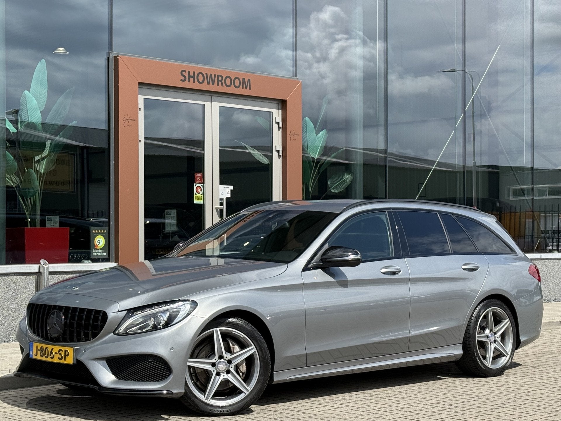 Mercedes-Benz C-Klasse Estate 180 AMG | Trekhaak | Leder | C, Automaat, Achterwielaandrijving, Euro 6, 750 kg