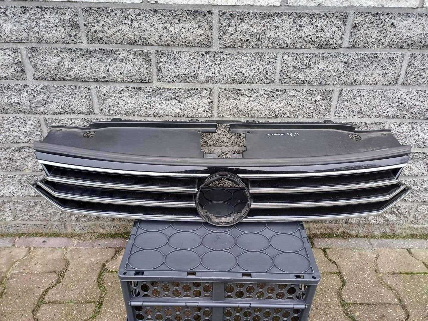 Volkswagen Passat B8 Grille 3G0853651 / 3G0853653 Bj.15 / 18, Gebruikt, -, Volkswagen, -