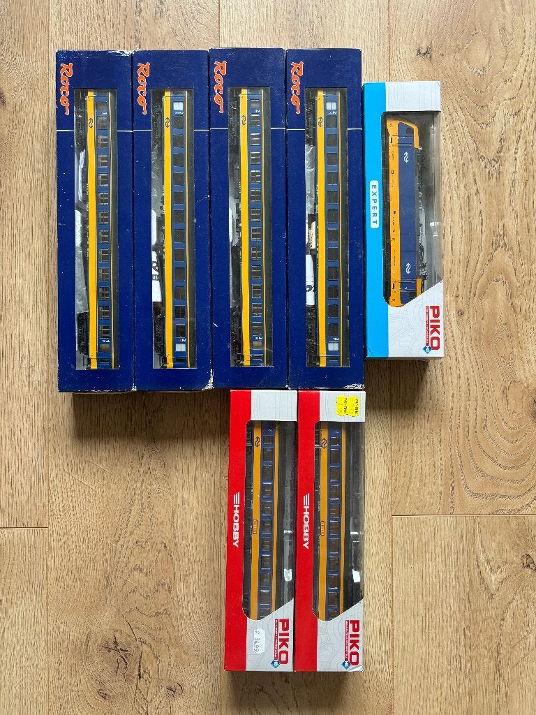 Piko NS TRAXX 186 + ROCO ICK wagens DIGITAAL!, Gelijkstroom, Wagon, Ophalen of Verzenden, Roco