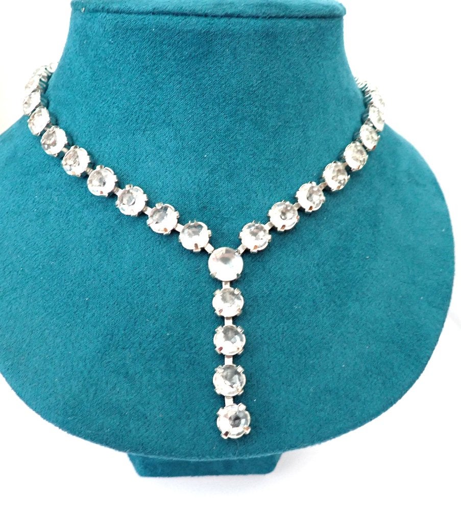 Elegante ketting met strass steentjes - Zilverkleurig, Overige materialen, Verzenden, Met strass, Zo goed als nieuw