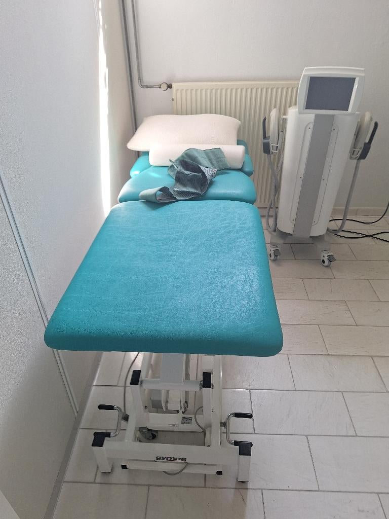 massagetafel, Sport en Fitness, Massageproducten, Ophalen, Zo goed als nieuw, Massagetafel