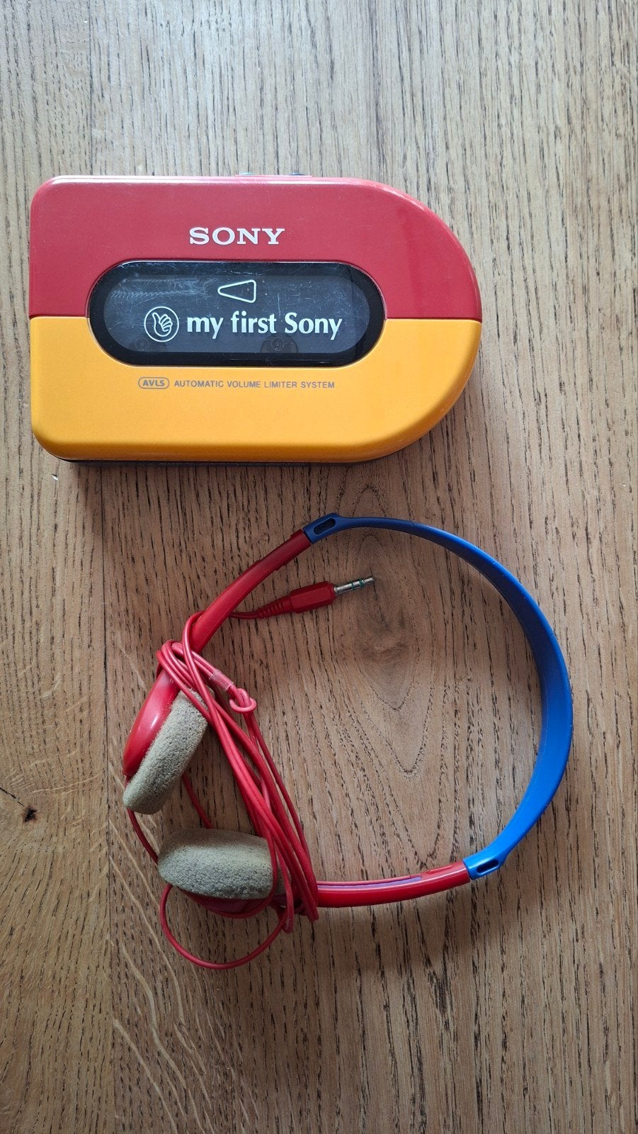 Sony WM-3300 "My First Sony" Walkman met koptelefoon, Audio, Tv en Foto, Ophalen of Verzenden, Walkman