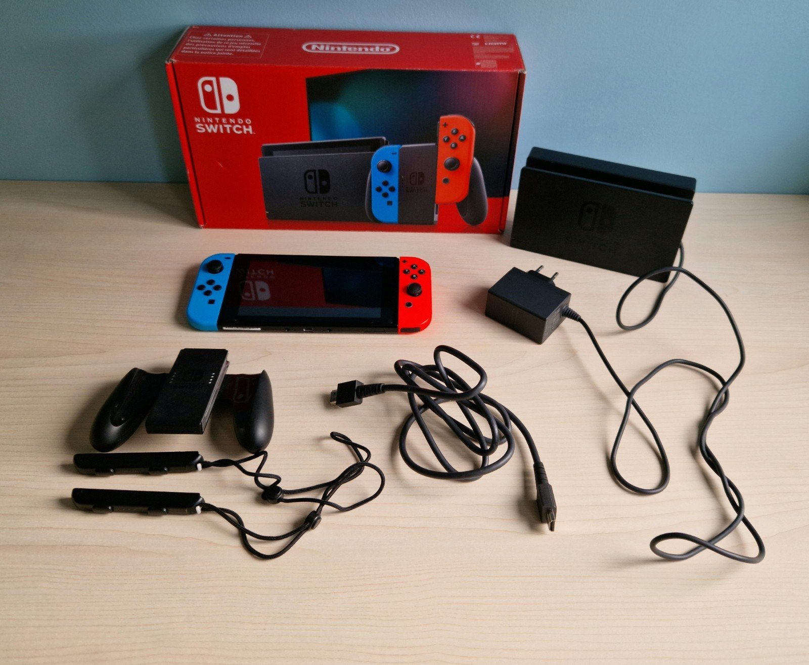 Nintendo Switch V2  met 2 controllers, Switch 2019 Upgrade, Ophalen of Verzenden, Nintendo Co., Ltd., Met 2 controllers
