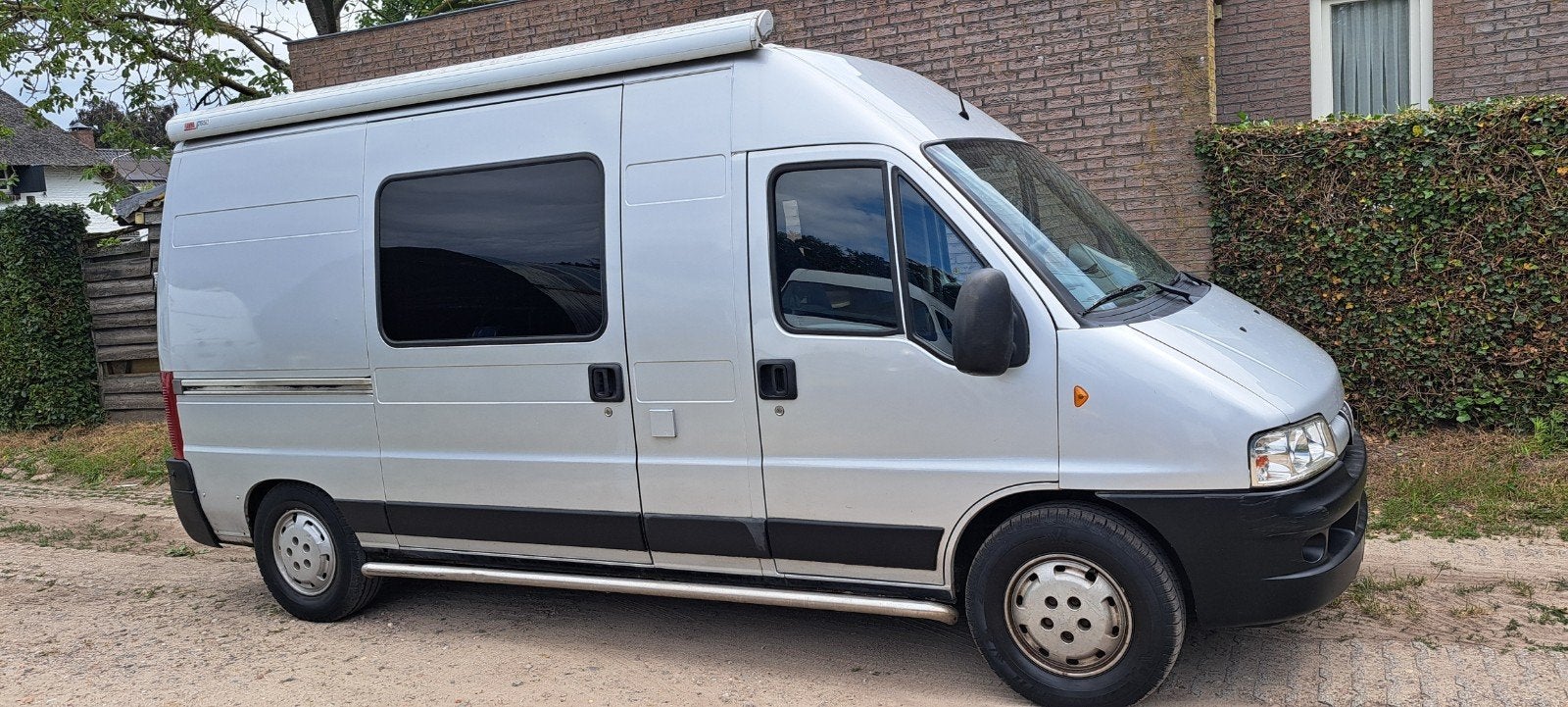 Caravans And Camping Peugeot