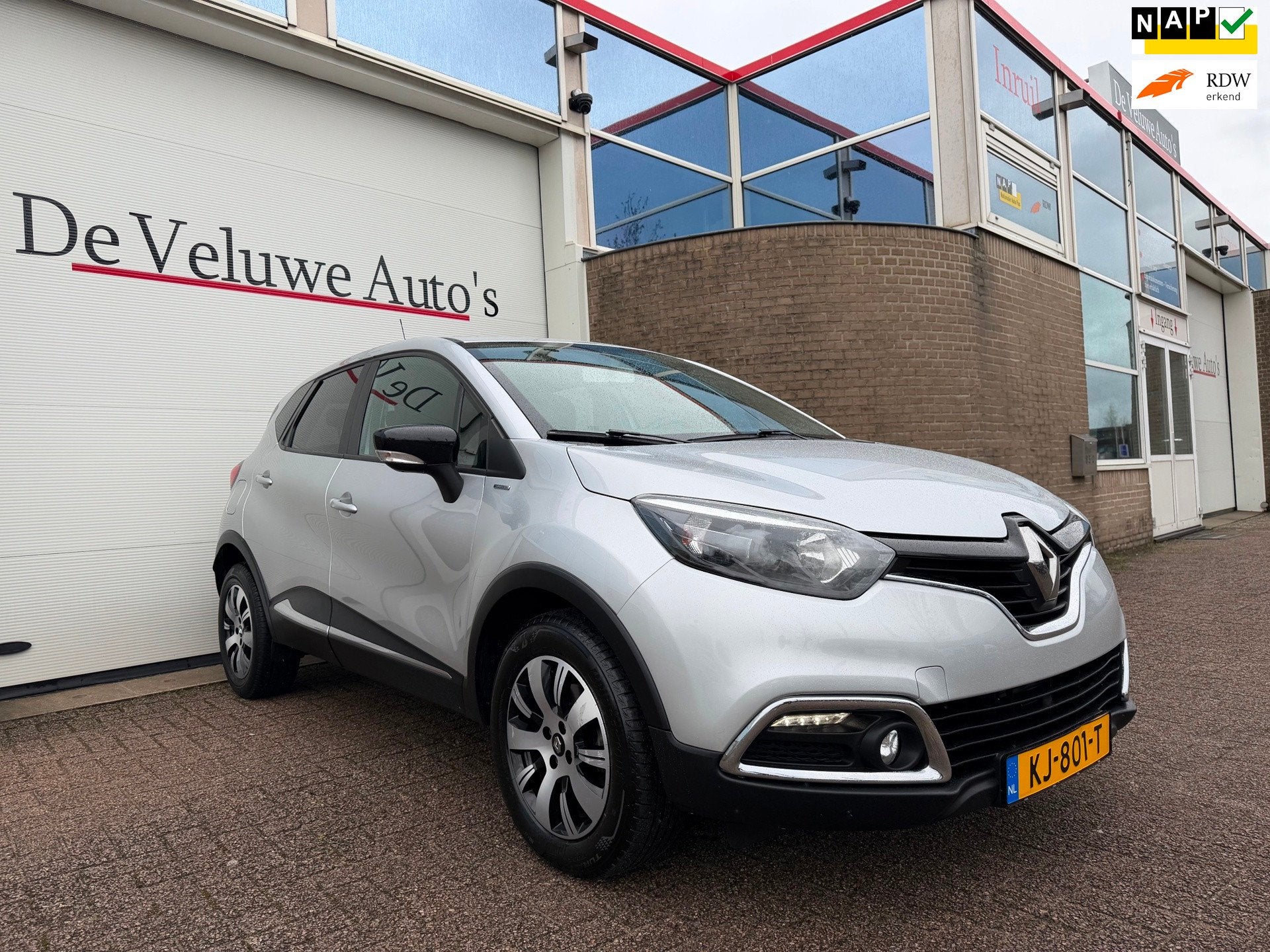 Renault Captur 1.2 TCe Limited|Navi|Airco|Cruise|PDC, Stof, 4 cilinders, Origineel Nederlands, SUV of Terreinwagen