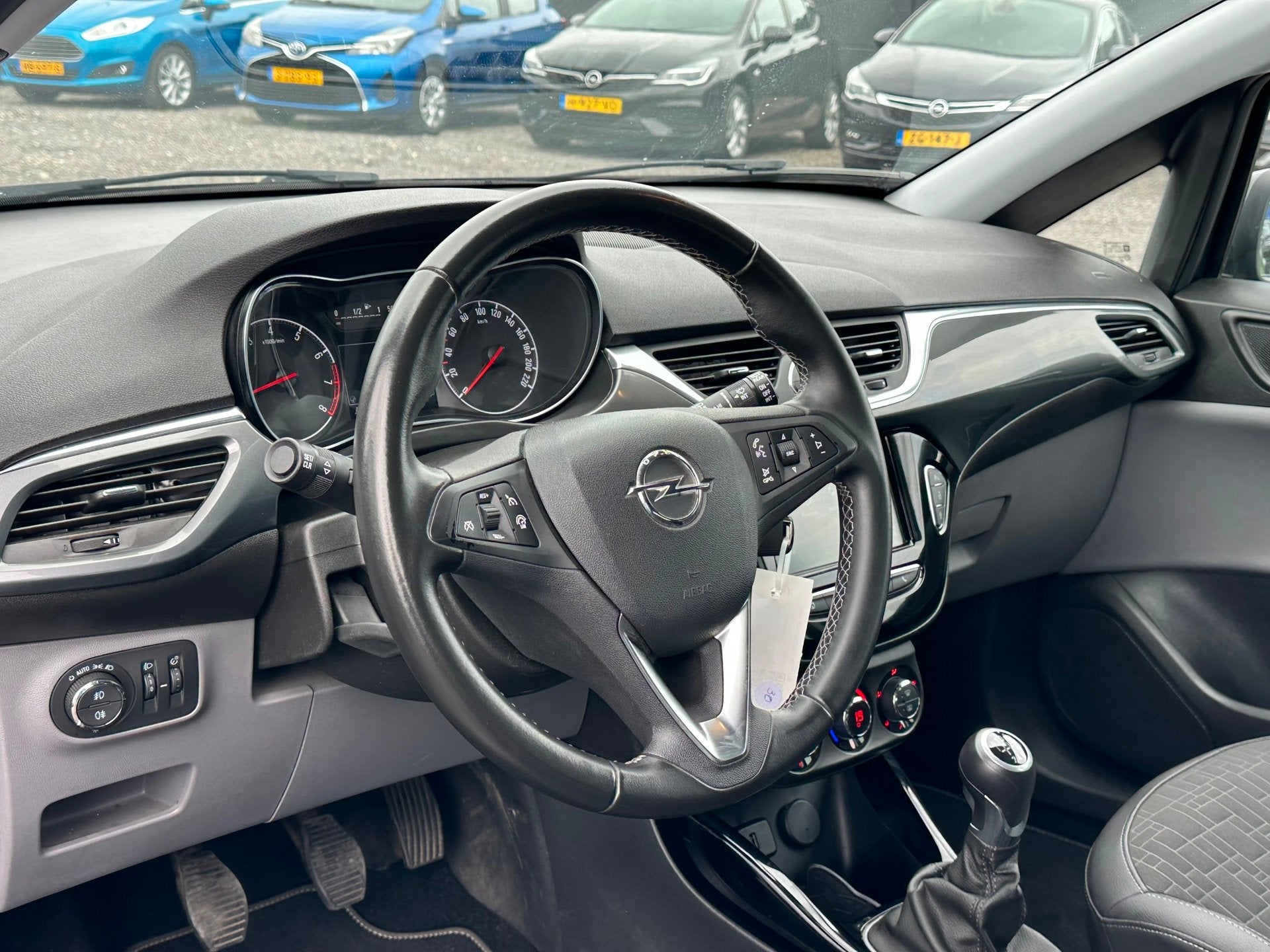Opel Corsa 1.0 Turbo Online Edition/CAMERA/NAVI/NW APK, Auto's, Voorwielaandrijving, Leder en Stof, 49 €/maand, Origineel Nederlands