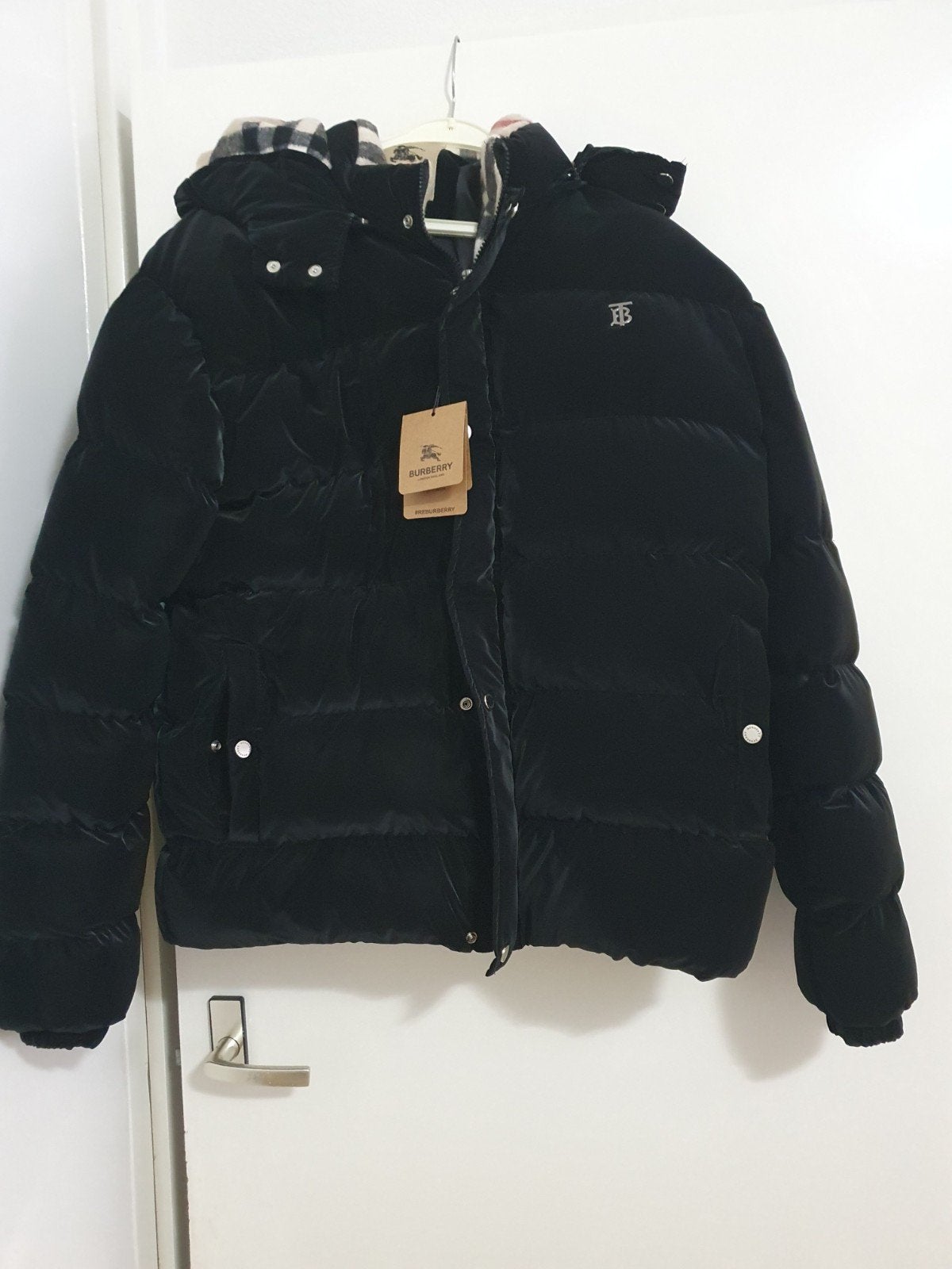 Burberry London Zwarte Donsjas met Geruite Voering - Maat L, Burberry London, Maat 52/54 (L), Zwart, Ophalen of Verzenden