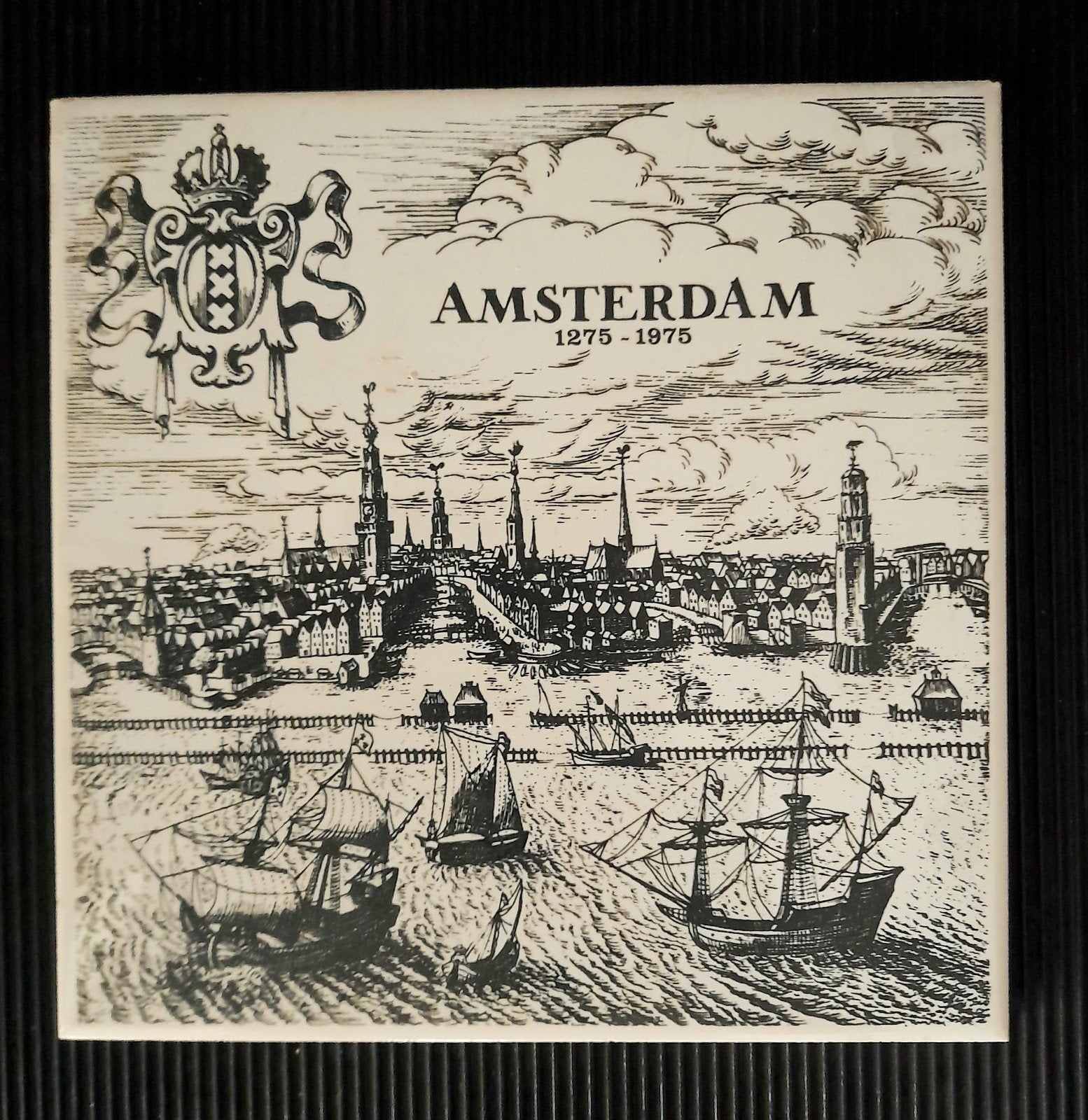 Nieuwe originele Mosa Tegel Amsterdam 700 jaar 1275-1975, Antiek en Kunst, Ophalen of Verzenden
