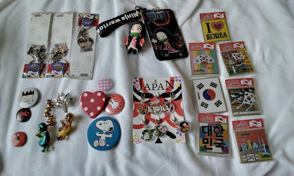 Nieuw Mooie Partij Broches Anime Pins & Magneten Korea Japan, Ophalen of Verzenden, Nieuw