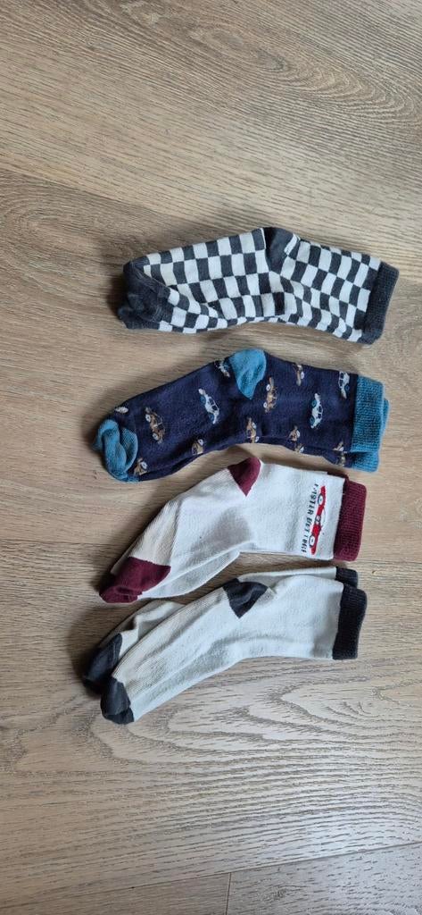 4 paar auto/race sokken, maat 27/30, Gebruikt, Ophalen of Verzenden, Jongen, Wibra