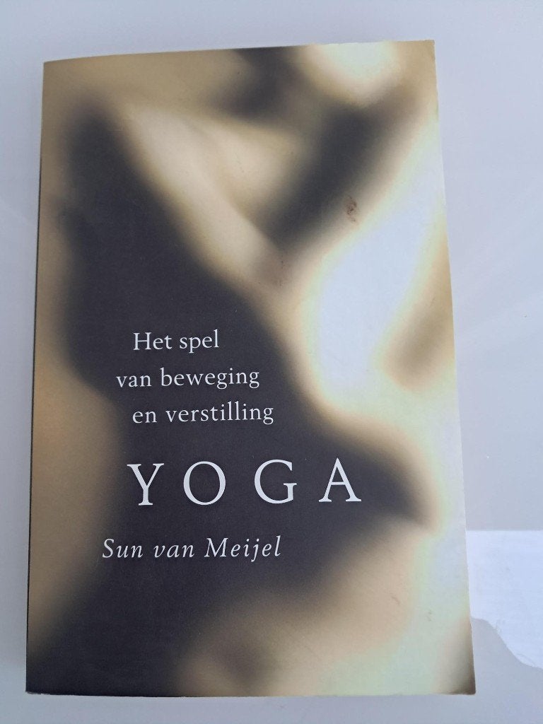 Boek Sun van Meijel - Yoga * In nieuwstaat*, Boeken, Ophalen of Verzenden, Nieuw, Meditatie of Yoga, Instructieboek