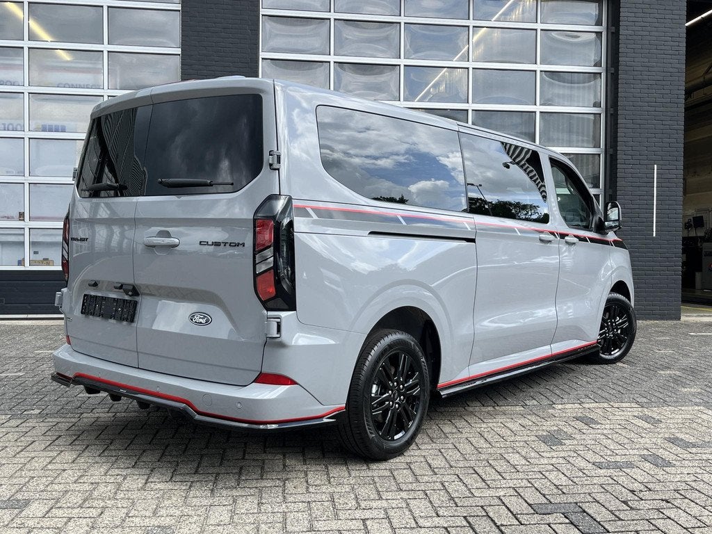 Ford Transit Custom 320 2.5 PHEV L2H1 Grey Platinum Dubbele, Auto's, Bestelauto's, 4 cilinders, 233 pk, Plug-in hybride, Bedrijf