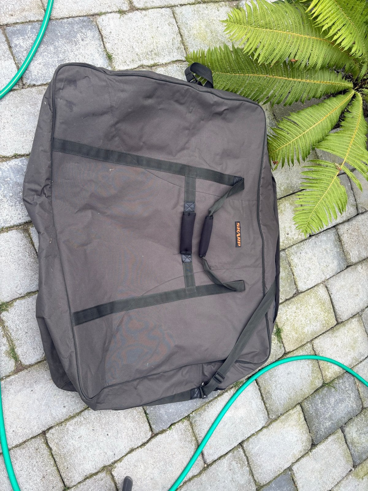 SKARP Viskoffer/Tas - Ruim en Stevig, Watersport en Boten, Ophalen, Gebruikt, Koffer of Tas