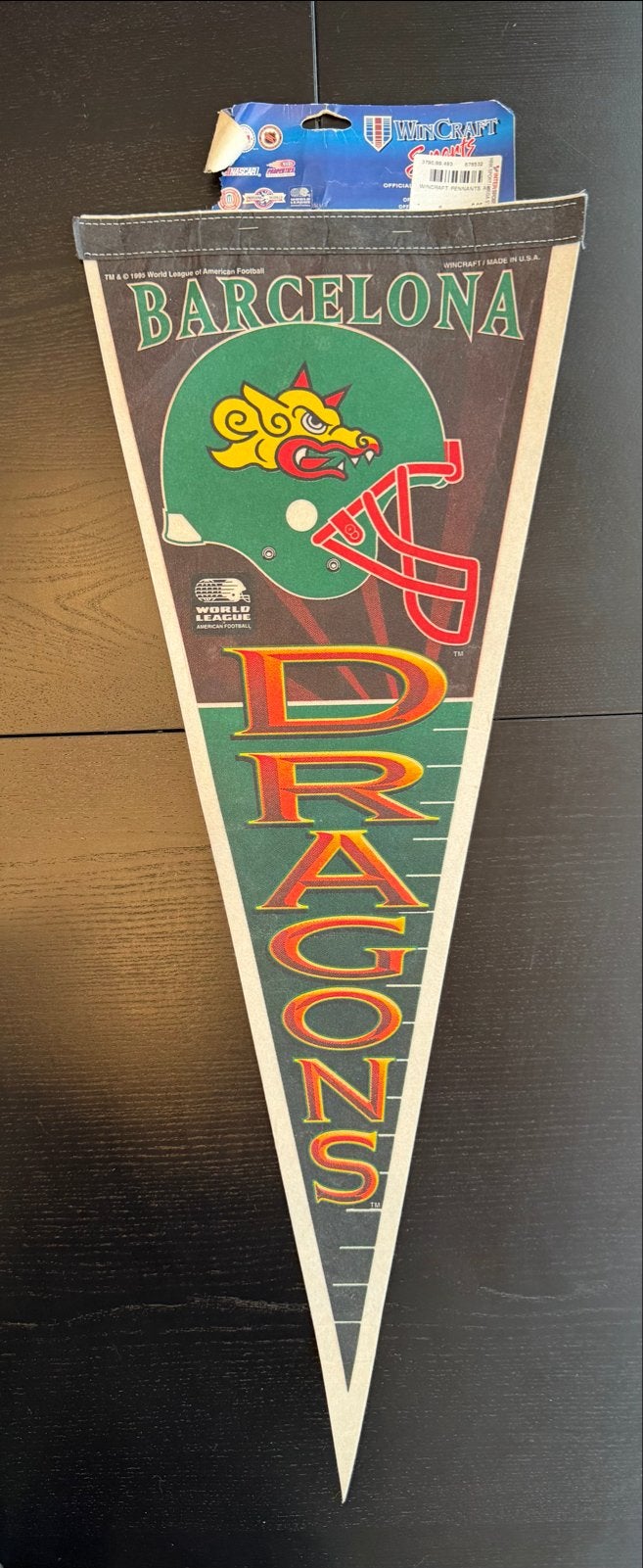Barcelona Dragons Pennant Wincraft World League American Foo, Ophalen of Verzenden, Zo goed als nieuw, Overige sporten, Vaantje of Sjaal