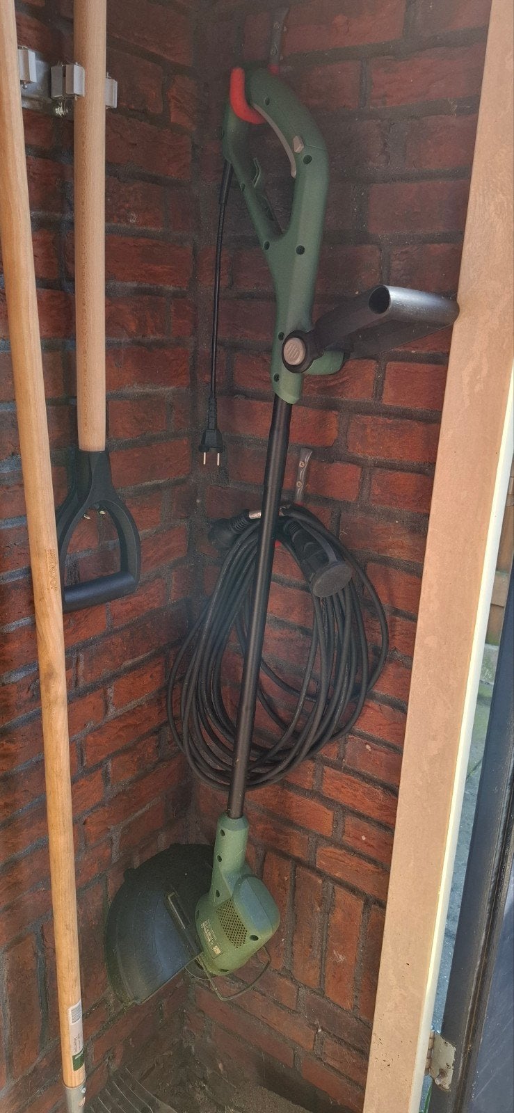Elektrische grastrimmer - Bosch, Ophalen, Gebruikt, Elektrische grasmaaier, Bosch
