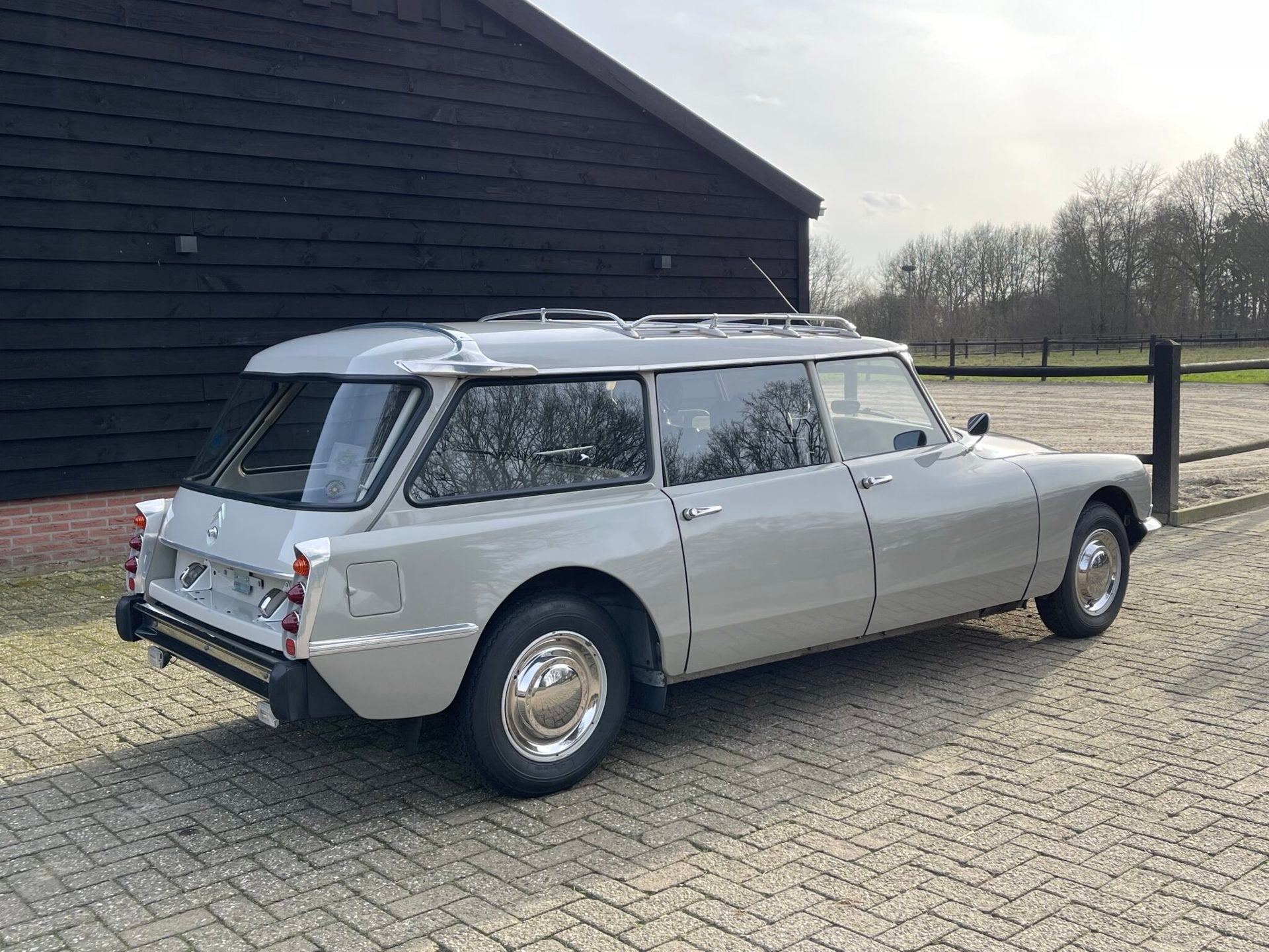 Citroen ID 21 Break in mooie originele staat, foto 3