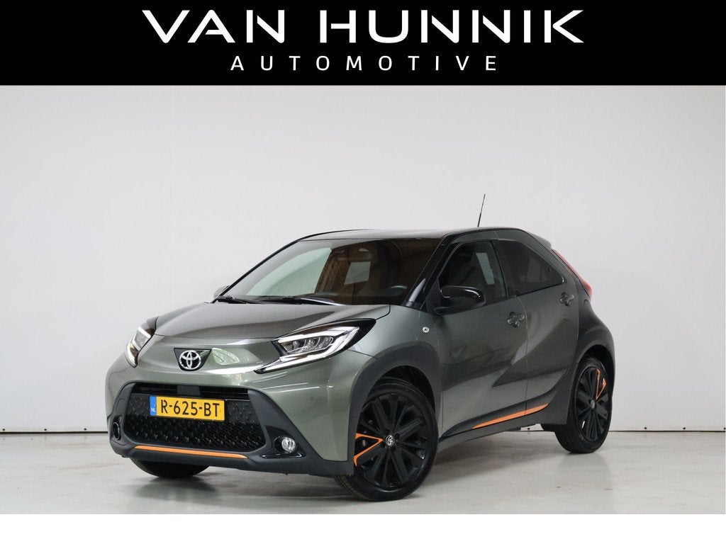 Toyota Aygo X 1.0 VVT-i S-CVT Play Automaat | Camera | Stoel, Stof, Gebruikt, Automatische klimaatregeling, 4 stoelen