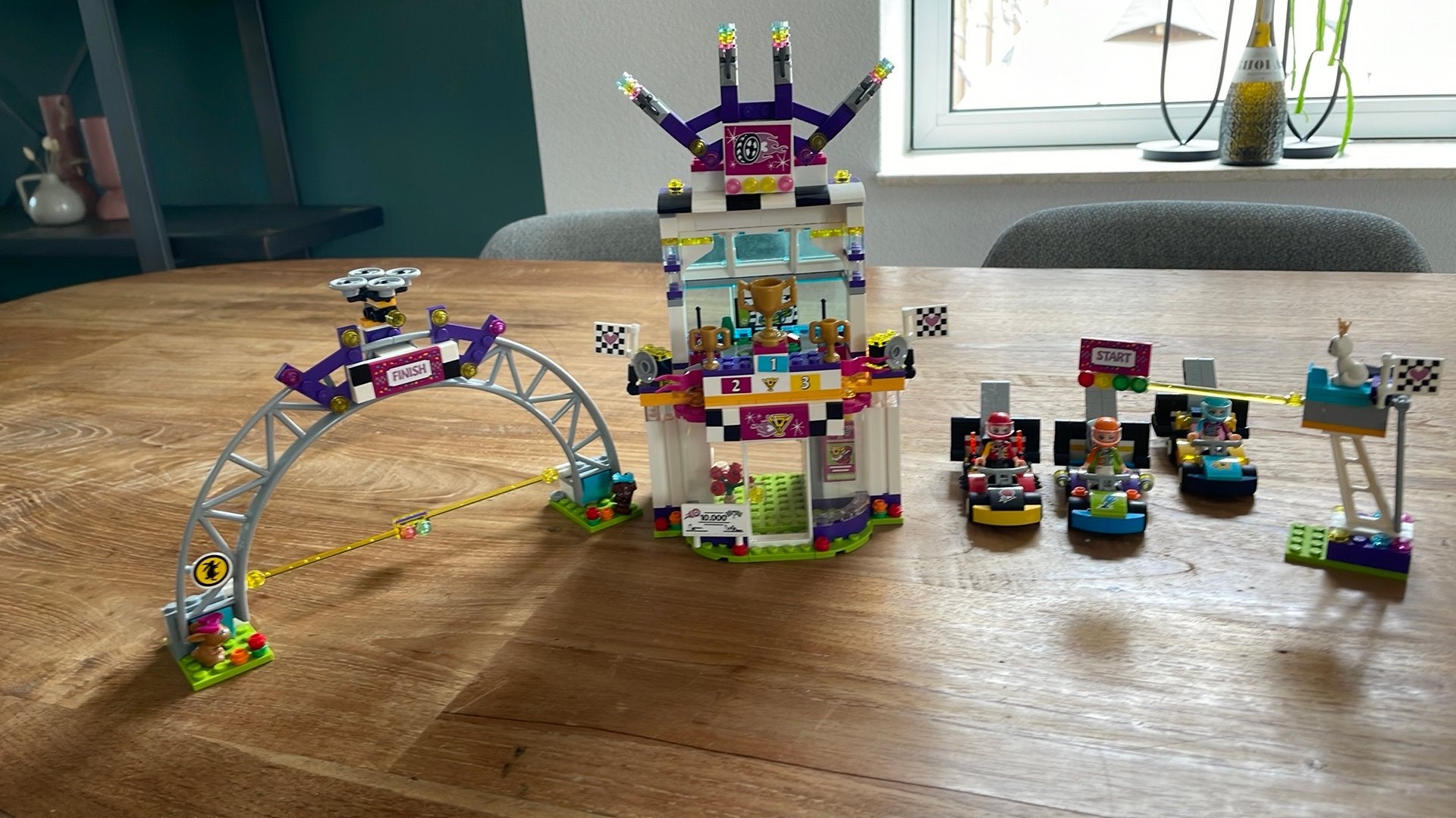 Lego friends De grote racedag 41353, Gebruikt, Lego, Friends, Ophalen of Verzenden