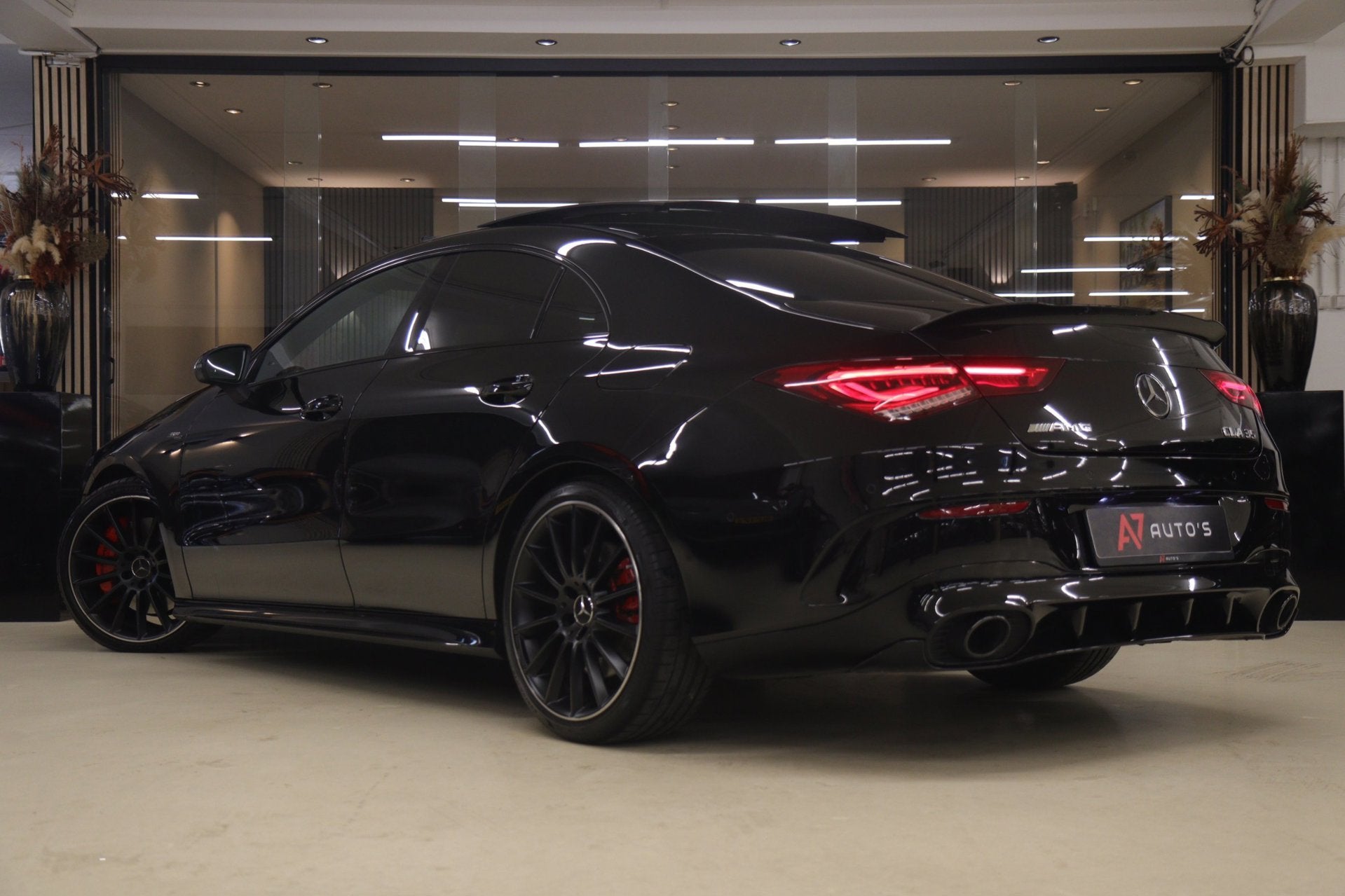 Mercedes-Benz CLA-klasse AMG 35 4MATIC PANO/CARPLAY/BUR/SFEE, Auto's, Automaat, CLA, 1490 kg, Euro 6