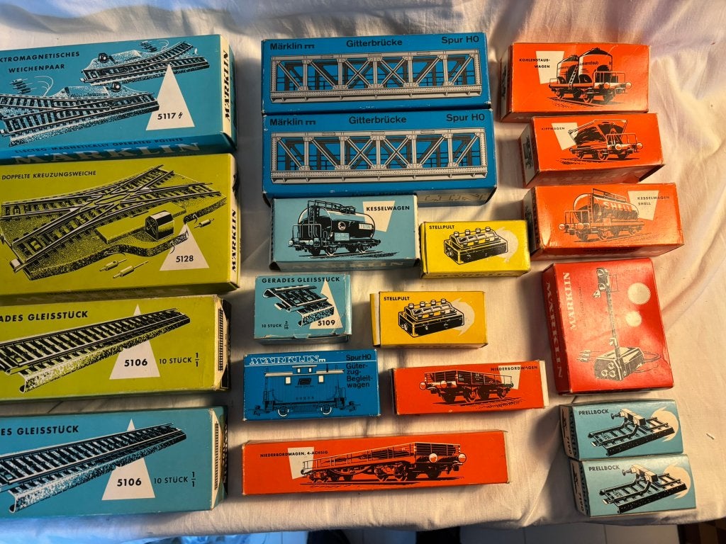 Verzameling Marklin wagons en M-Rails, Wisselstroom, Gebruikt, Rails, Ophalen of Verzenden