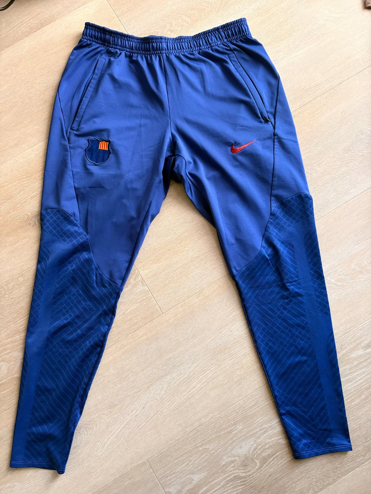 FC Barcelona trainingsbroek - Maat M met ritsen, Maat 38/40 (M), Blauw, Overige typen, Ophalen of Verzenden