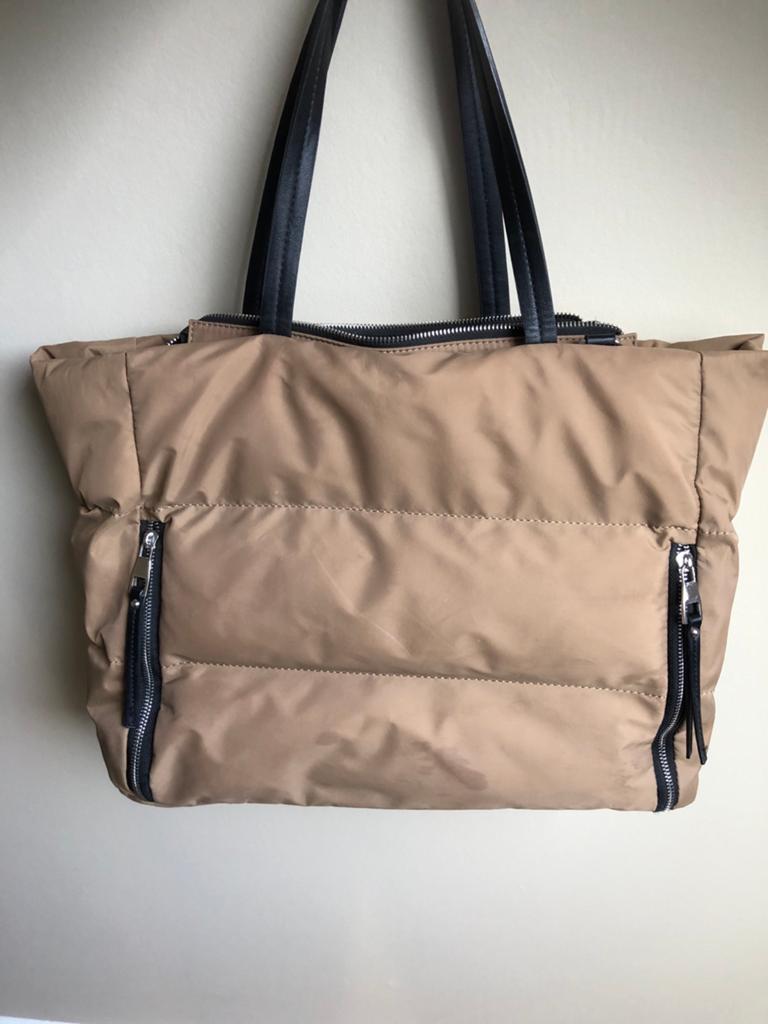 Bruine gewatteerde handtas met ritsen, Ophalen of Verzenden, Zo goed als nieuw, Bruin, Shopper
