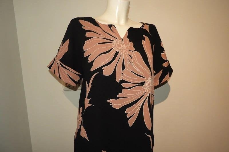 Essentiel Antwerp zwarte jurk grote bloemen print M, Maat 38/40 (M), Gedragen, Meerkleurig, Verzenden