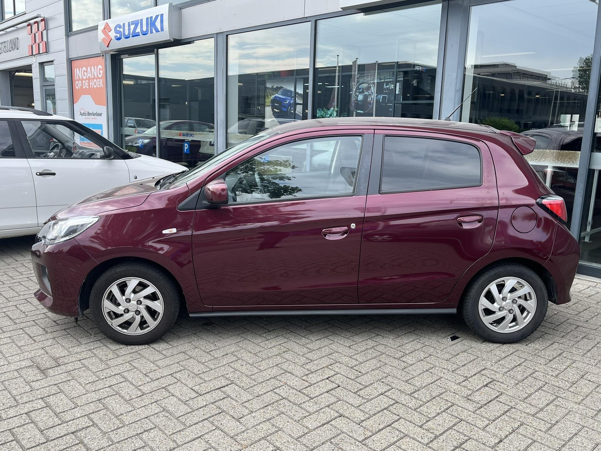 Mitsubishi Space Star 1.2 Dynamic Automaat | Achteruitrijcam, Stof, Gebruikt, Start-stop-systeem, Origineel Nederlands