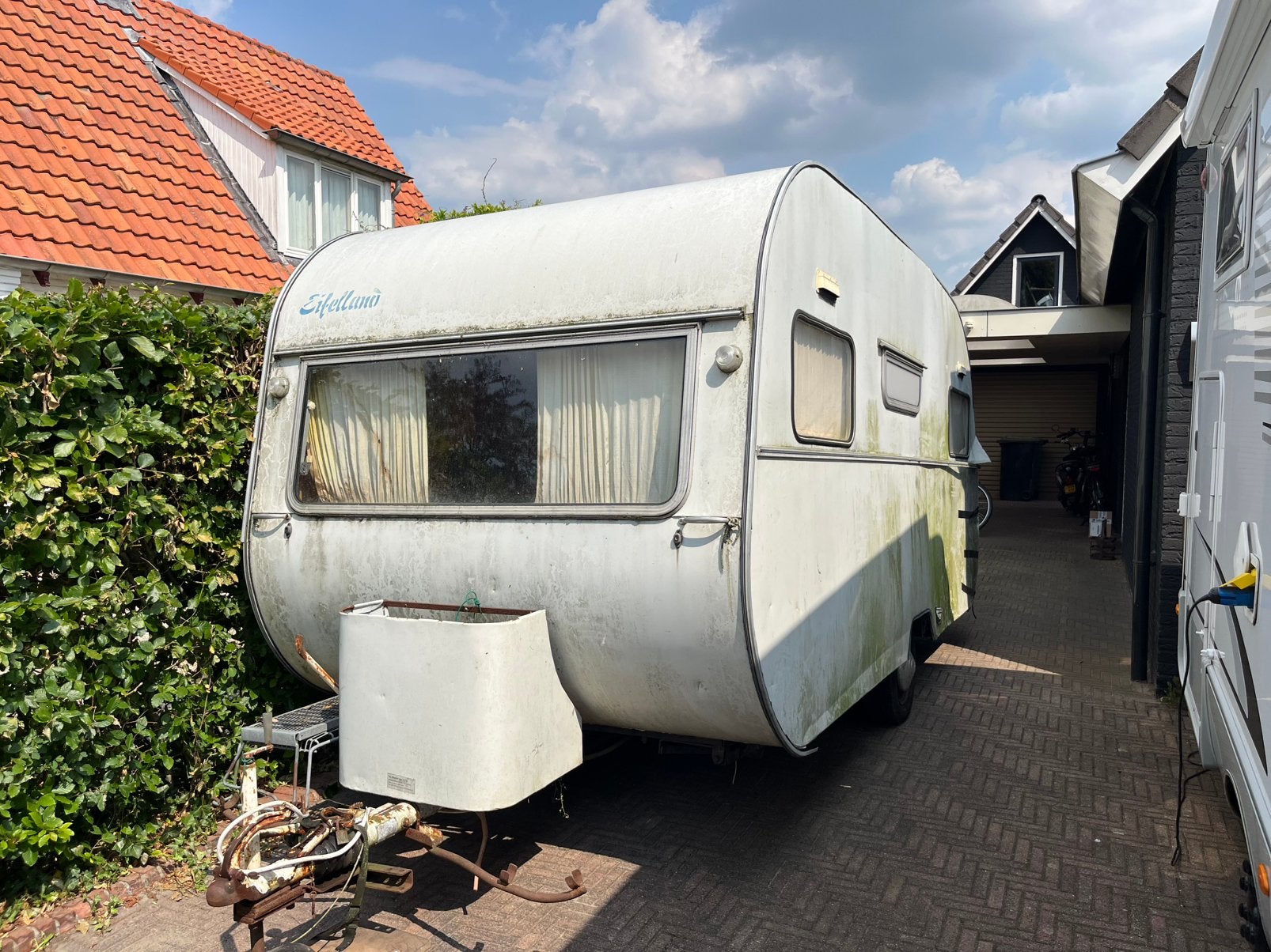 Oldtimer caravan, Caravans en Kamperen, Caravans, Particulier, tot en met 4, 750 - 1000 kg, Treinzit, Eifelland, Ophalen