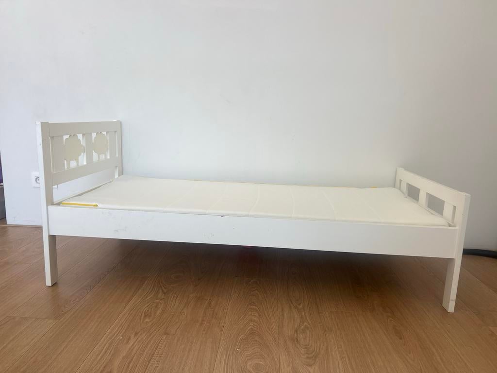IKEA KRITTER kinderbed 70x160 cm met matras 25 €, Ophalen, Gebruikt, 70 tot 85 cm, Matras