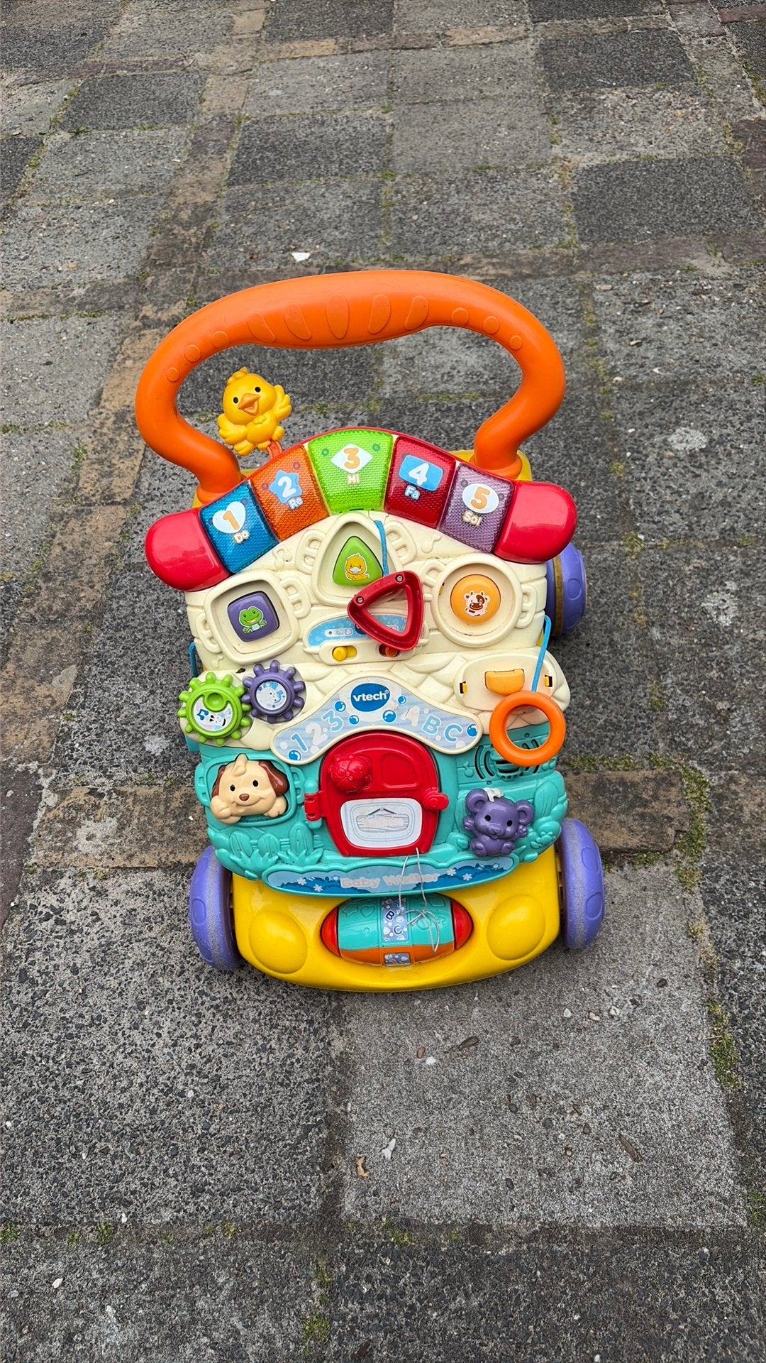 Gratis - Vtech loopwagentje, Ophalen, Zo goed als nieuw, 6 maanden tot 2 jaar