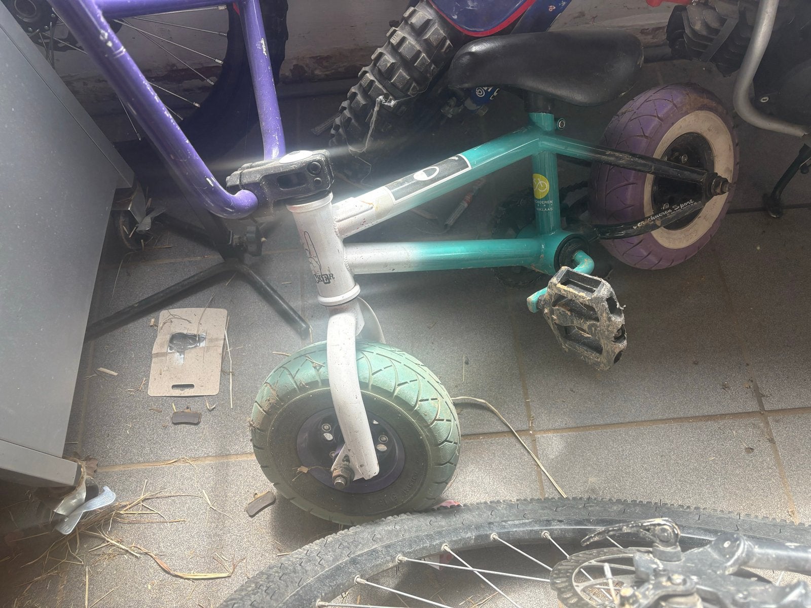 Mini stuntfiets - Leuk voor de beginnende stuntrijder!, Ophalen, Gebruikt, Staal, Velgrem